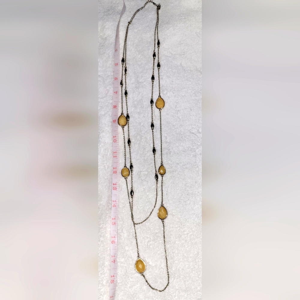 (18")🆕️🚨🌟Banana Republic🌟🚨 Double Layered Goldtone Lucite Necklace